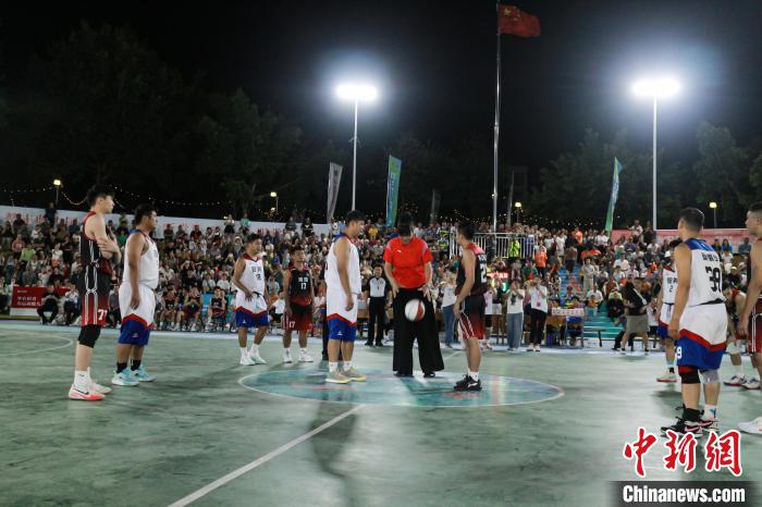广西首届“华农稻香”杯和美乡村篮球总决赛点