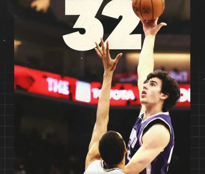 国王新星雷诺三战砍下32+9 以约基奇为榜样引热议