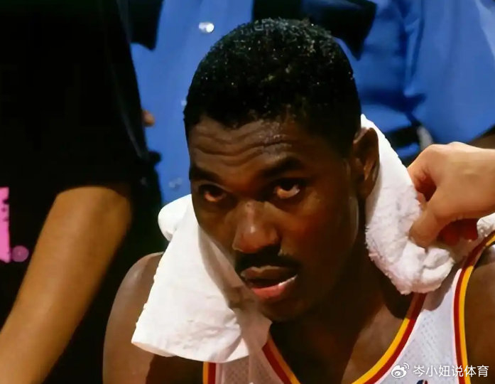 火箭2001年交易奥拉朱旺引发多重连锁反应