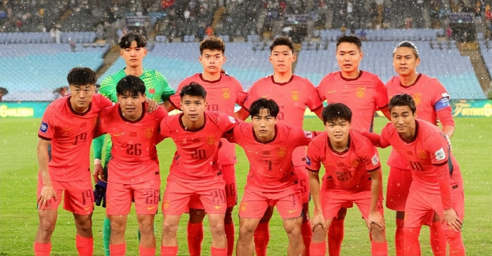 国足变阵5后卫迎战喀麦隆 战术调整或助战平韩国