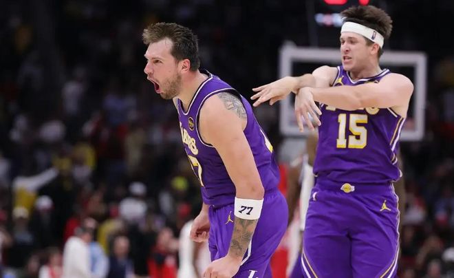 肯纳德三分绝杀湖人险胜魔术 双塔内线撑起防守