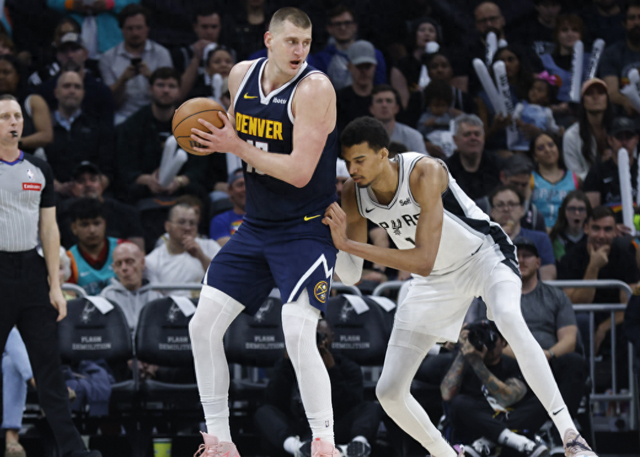 约基奇关键单打锁定胜局 阻止文班亚马MVP希望