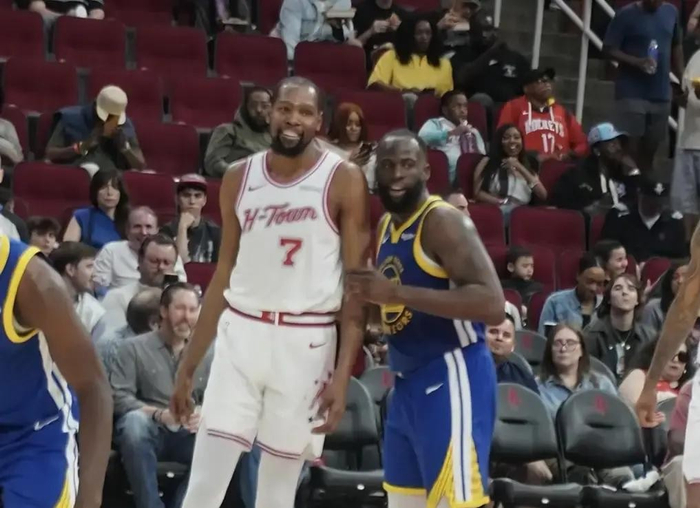 41岁詹姆斯季后赛首轮迎战杜兰特 火箭阵容不整