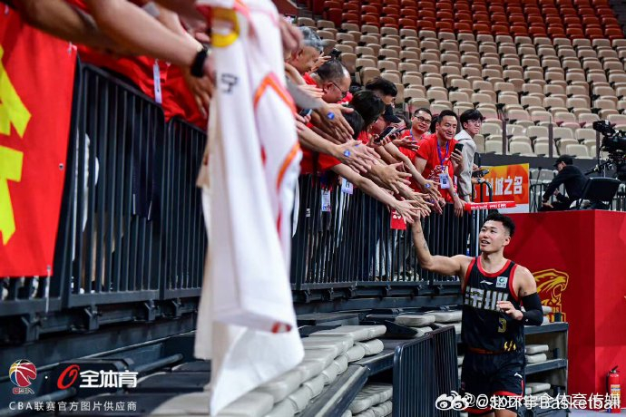 邱彪战术革新重塑贺希宁职业生涯轨迹