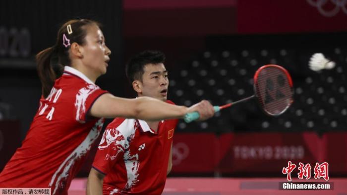 陈清晨贾一凡女双夺冠 雅思组合创37连胜纪录