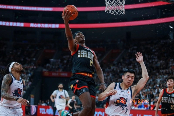 CBA常规赛收官战引爆三大焦点：广东连败、上海
